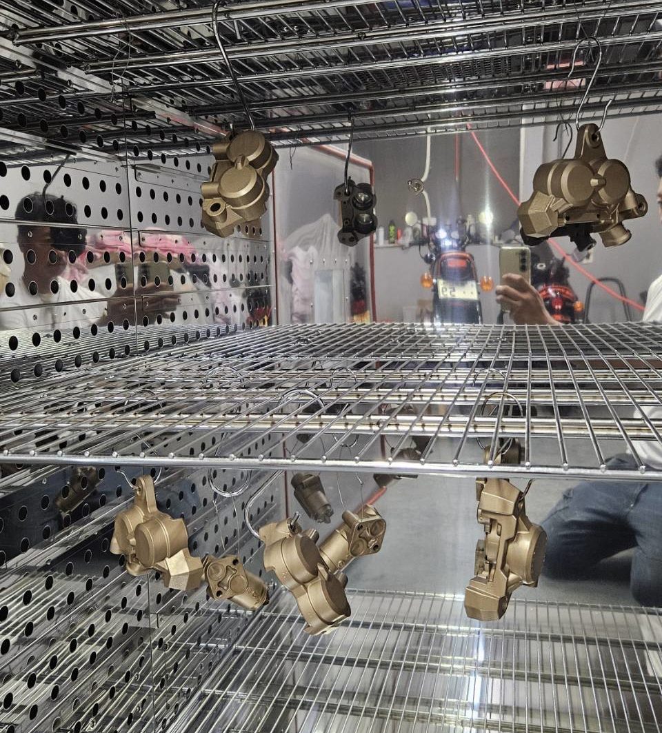 GSX-R750 キャリパー施工前後