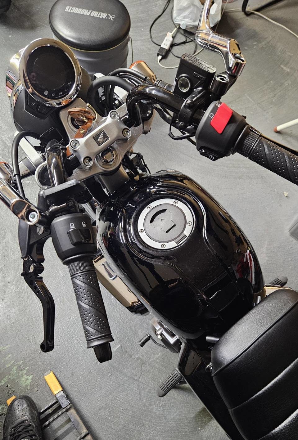 Monkey 手綱ハン バイク 塗装 カスタム