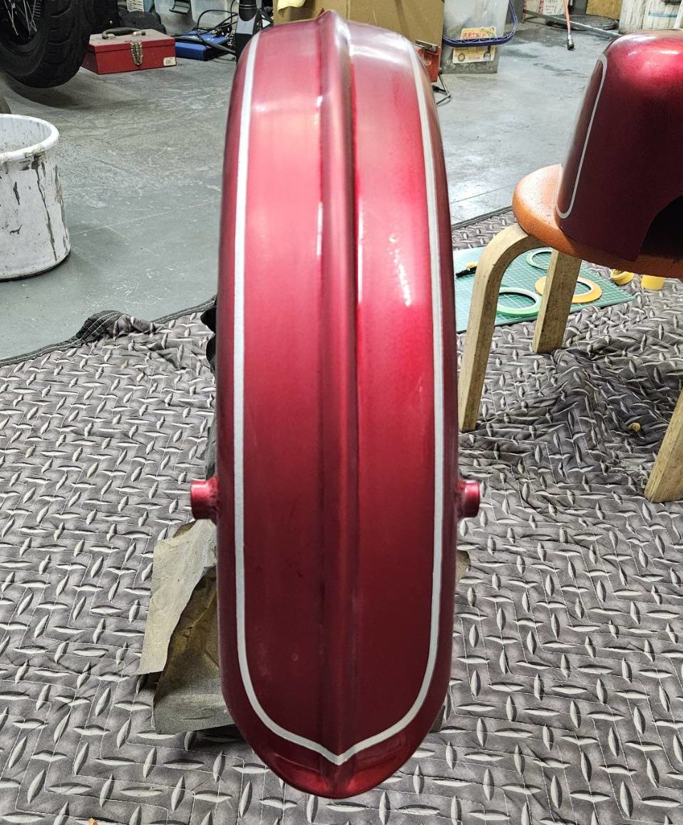 SR400 チョッパースタイル外装ペイント 前