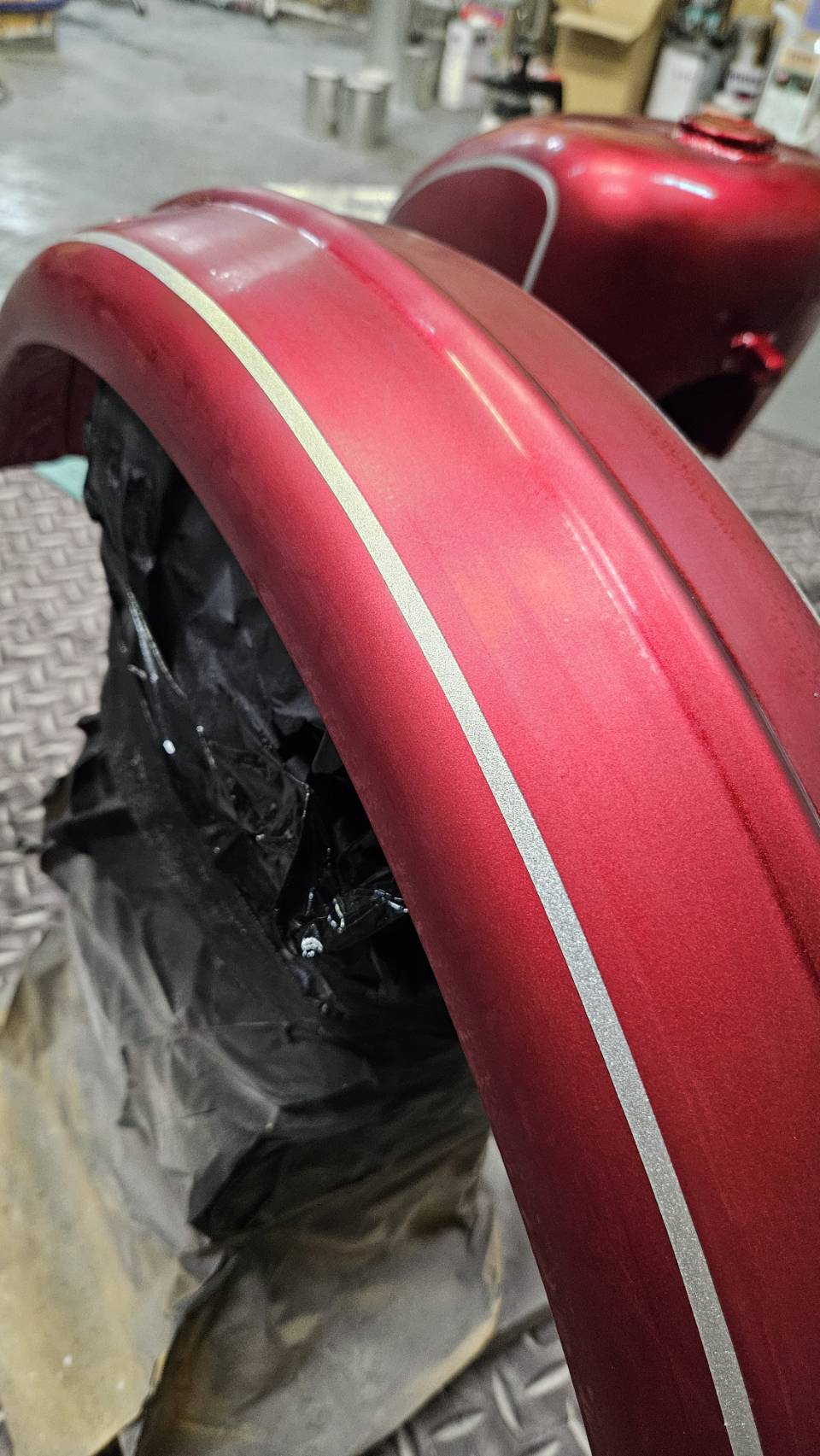 SR400 チョッパースタイル外装ペイント 前