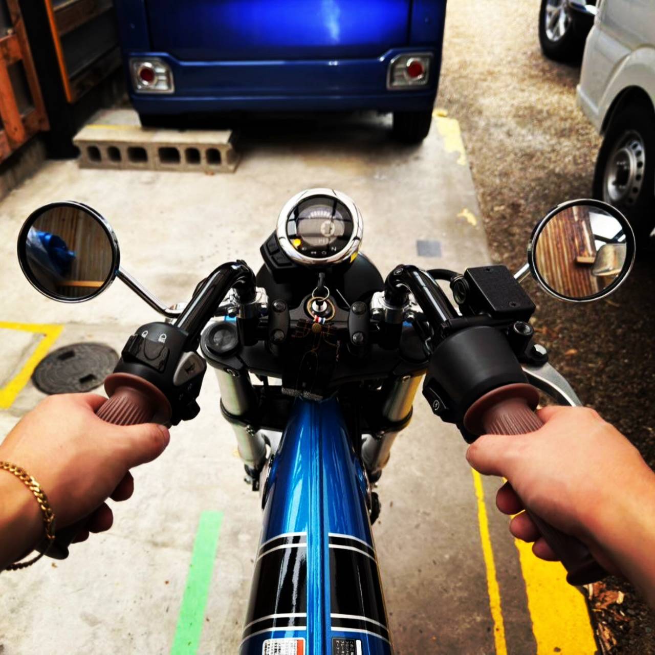 DAX125 手綱ハン装着 フロントビュー